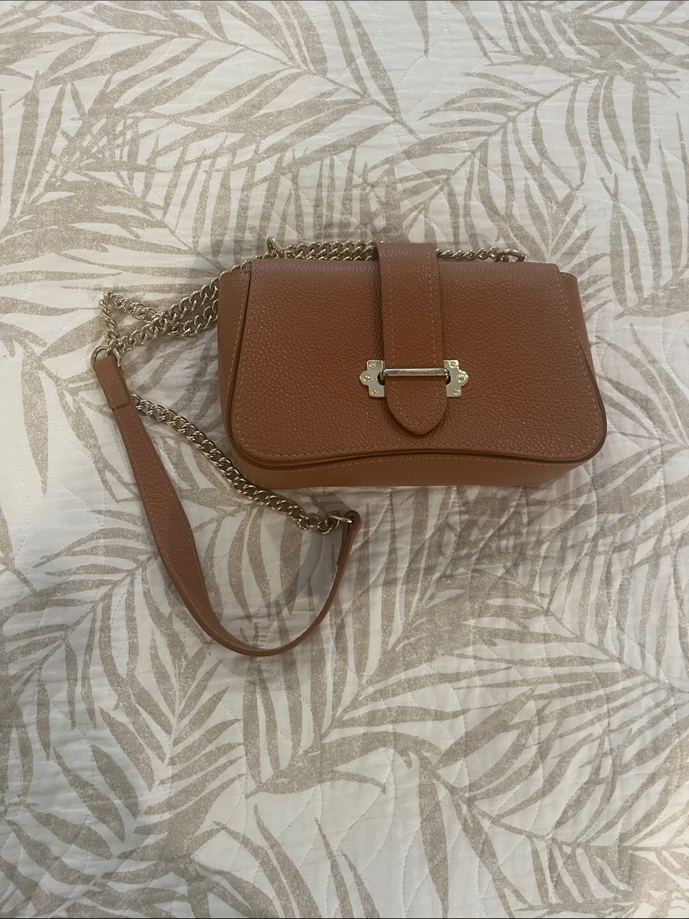 Leather crossbody bag